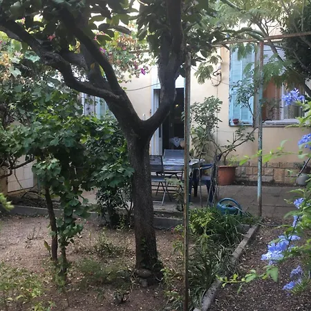 Hébergement de vacances Maison De Au Calme Avec Garage *